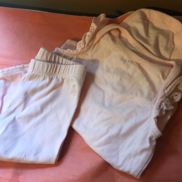 Gap eyelet onsie with matching leggings - Picture 3 of 8